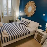 Le Boutique Luxury Diffused In Historical Center Fiumicino