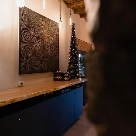 Le Boutique Luxury Diffused In Historic Center