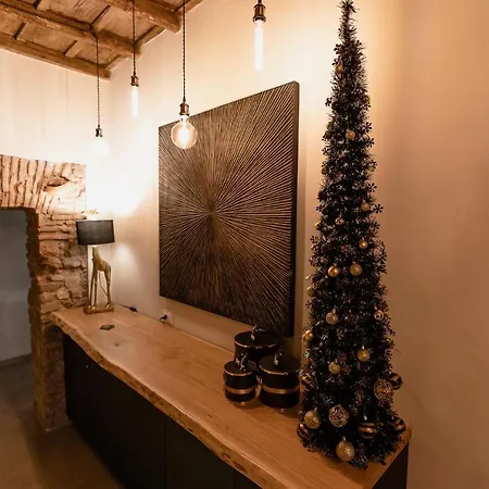 Le Boutique Luxury Diffused In Historic Center