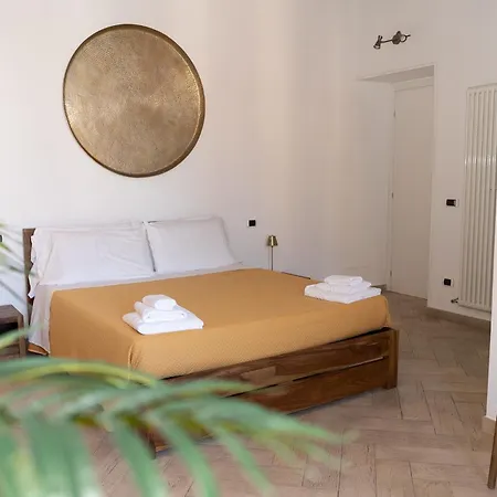 Le Boutique Luxury Diffused In Historical Center 4*