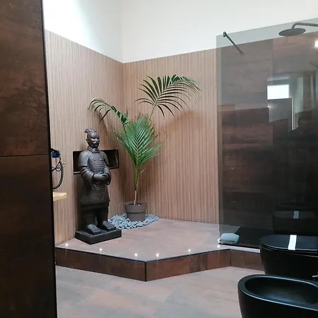 Le Boutique Luxury Diffused In Historical Center