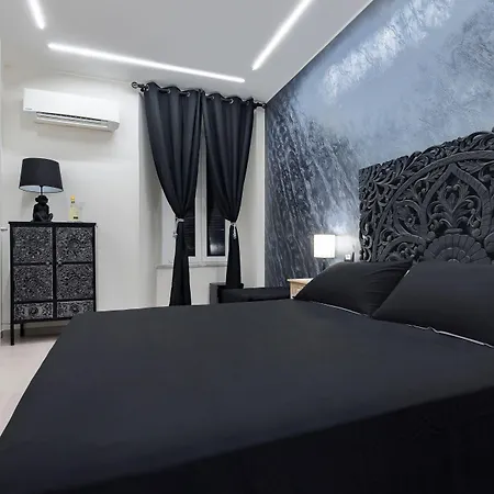 Le Boutique Luxury Diffused In Historical Center 4*