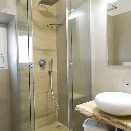 Le Boutique Luxury Diffused In Historical Center 4*
