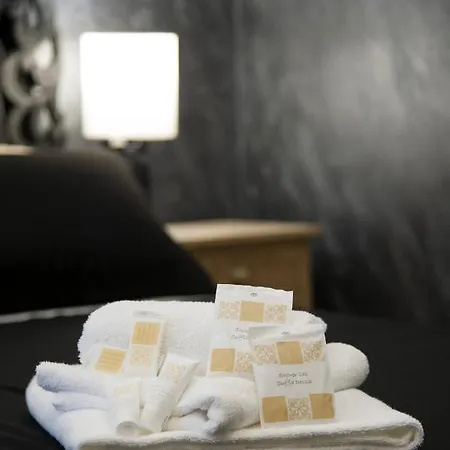 Le Boutique Luxury Diffused In Historical Center Pensjonat 4*
