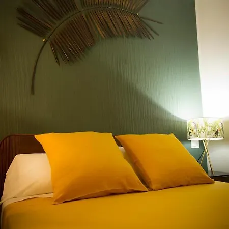Le Boutique Luxury Diffused In Historical Center 4*