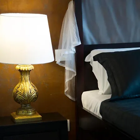 Le Boutique Luxury Diffused In Historical Center Pensjonat 4*