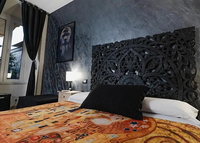 Le Boutique Luxury Diffused In Historical Center Fiumicino