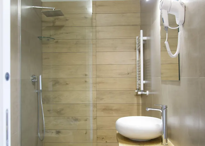 Le Boutique Luxury Diffused In Historical Center 4*